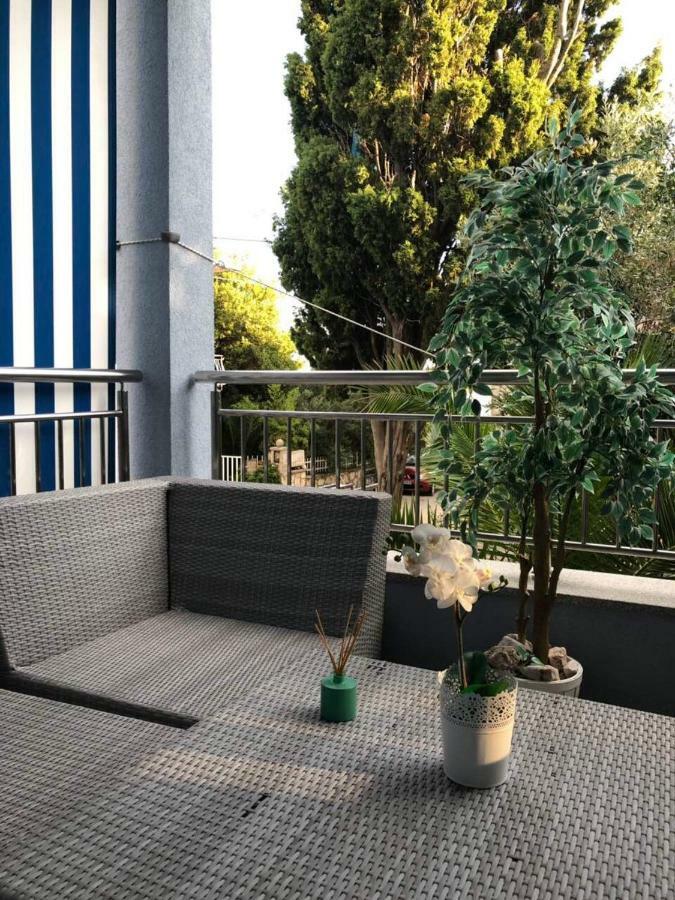 Apartment Nicole ノヴァリャ エクステリア 写真
