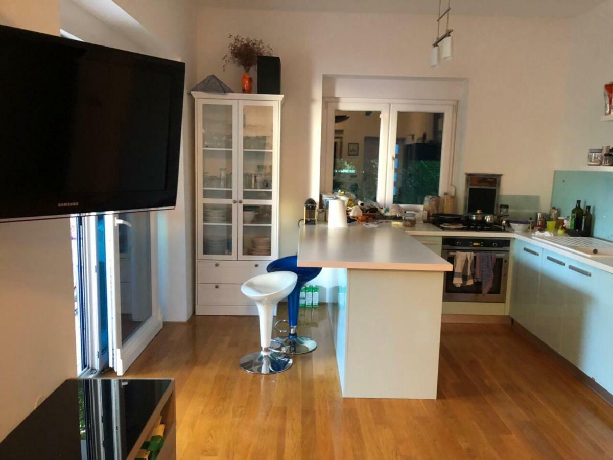 Apartment Nicole ノヴァリャ エクステリア 写真